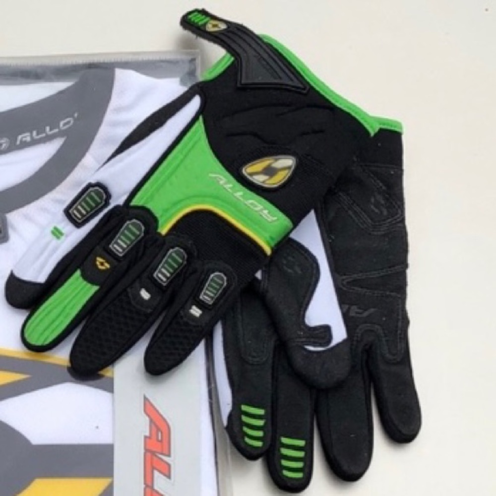 Alloy medium youth moto x gloves